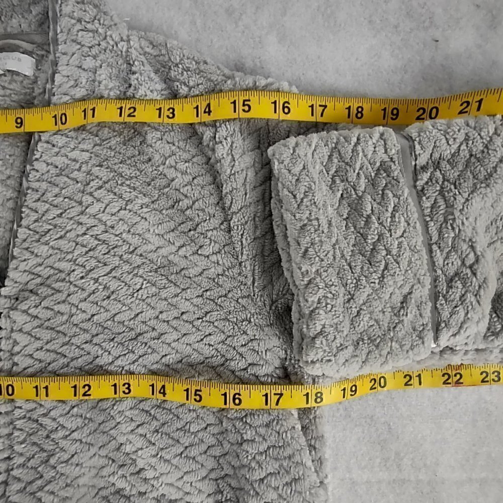 Charter Club Womans Plush Side pockets Shawl collar Zig Zag Zipper Robe, Size XS - Picture 9 of 14